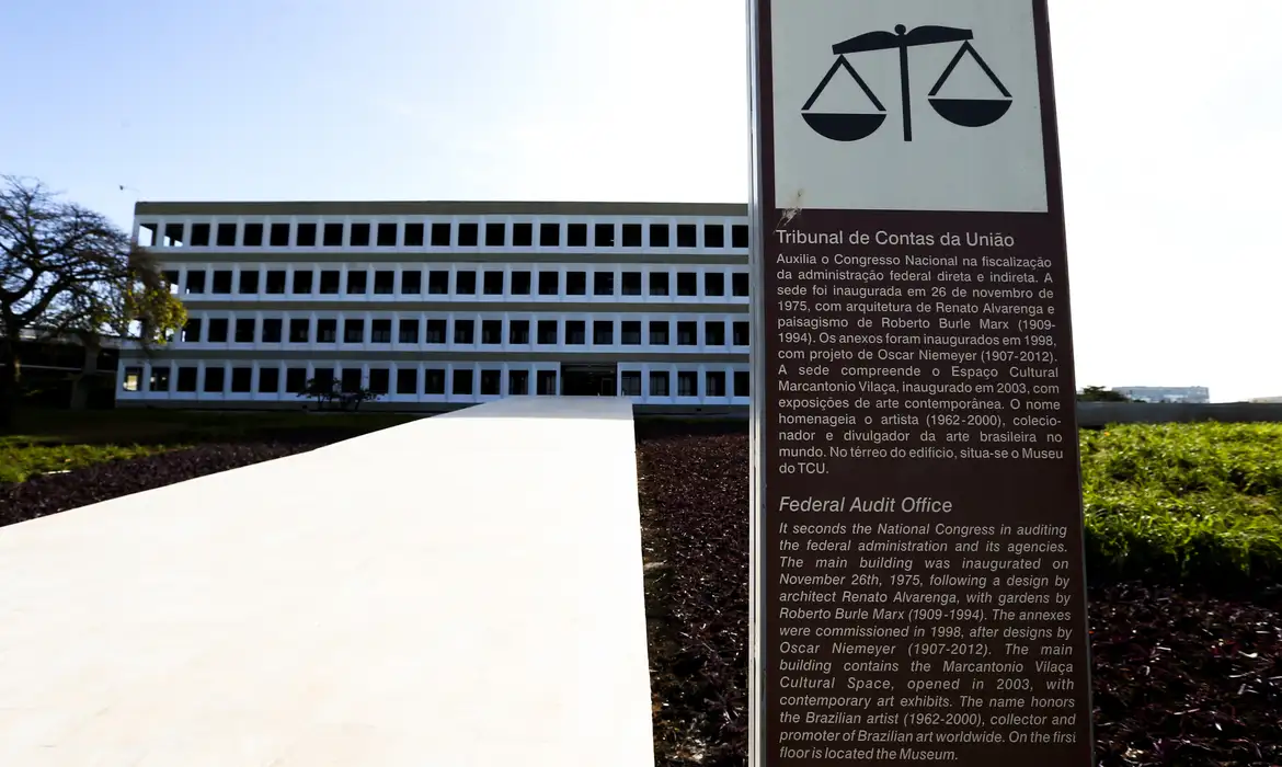 tcu_vac_abr_1407220729 (1).webp